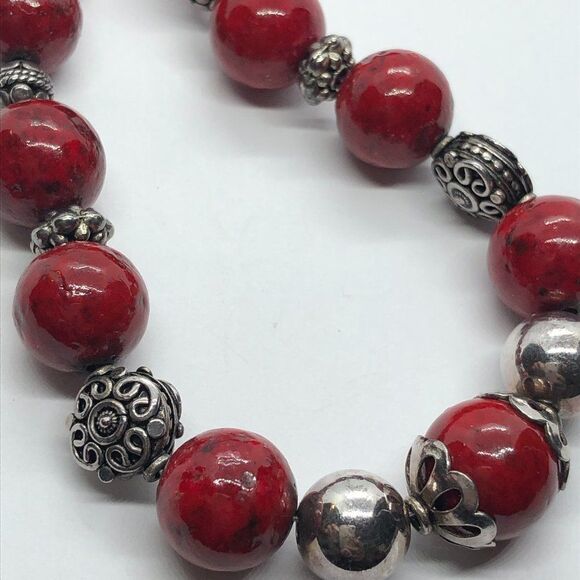 Stunning Sterling Silver & Stabilized Red Dyed Coral Bead Necklace - Picture 5 of 9